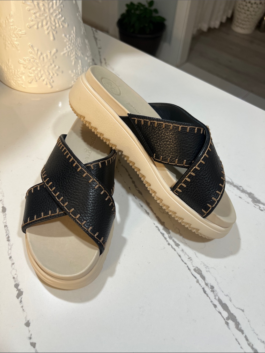 Paul Green Black Crisscross Slide Sandals With Cream Platform 4 1/2- Us7